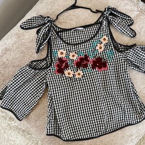 MANGO 100% Cotton Black & White Gingham Embroidered Flower Cold Shoulder Blouse